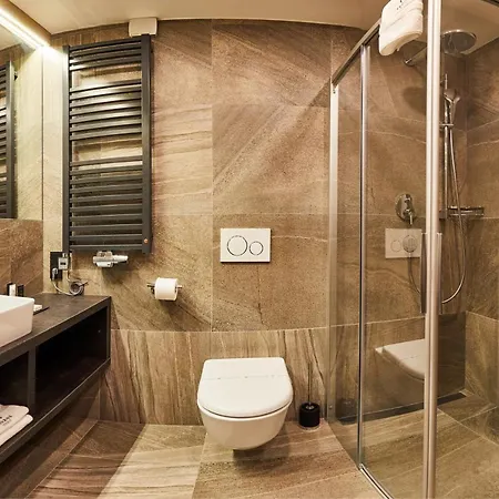Aparthotel Amanita Snezne (Pardubice)