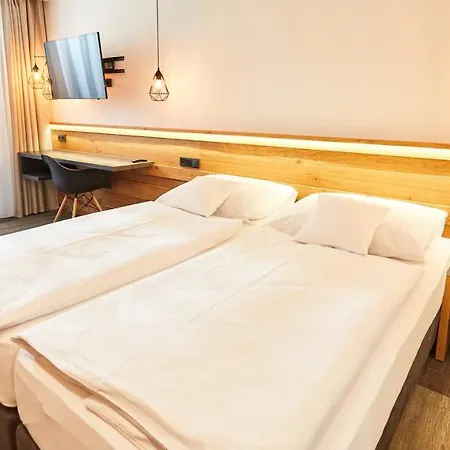 Amanita Aparthotel 4*